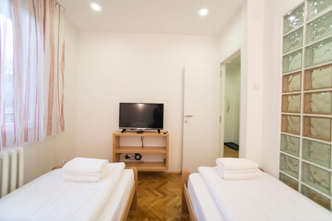 Free.Three Apartment Belgrad Exterior foto