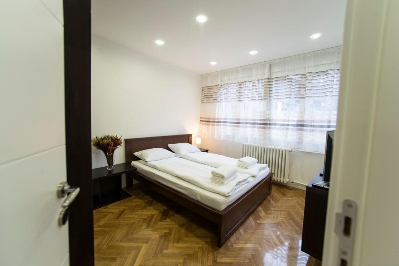 Free.Three Apartment Belgrad Exterior foto